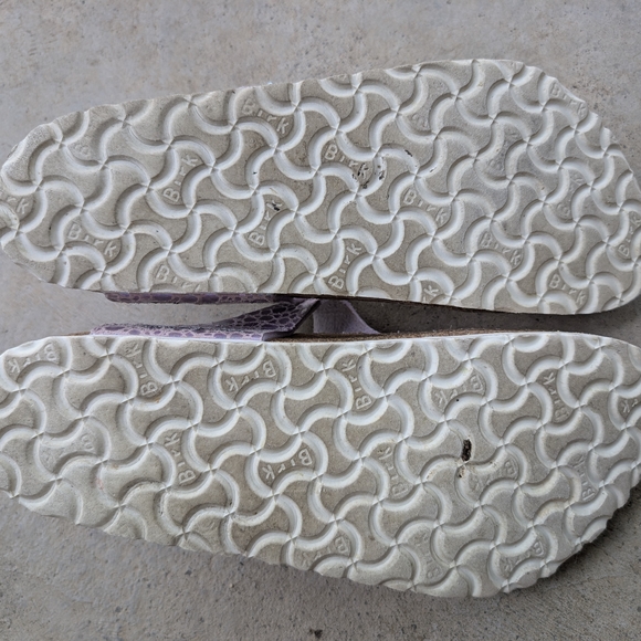 Birkenstock Silver and Purple Sandals With Irediscent Print - Picture 7 of 7